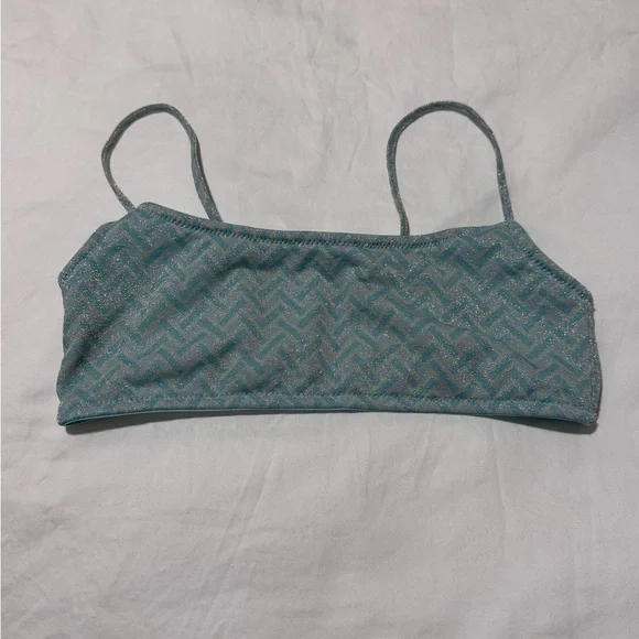 Triangl light blue mica top chevron sparkle size Small - Picture 1 of 5